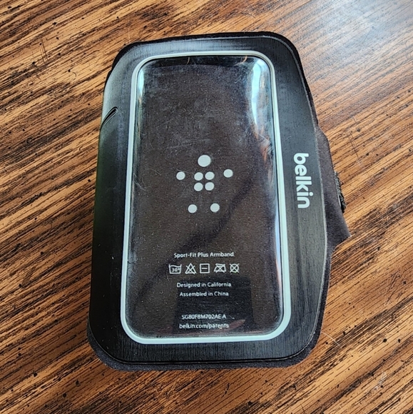 Belkin Sport-Fit Plus Armband For Samsung Galaxy S4/S5 - Picture 5 of 9